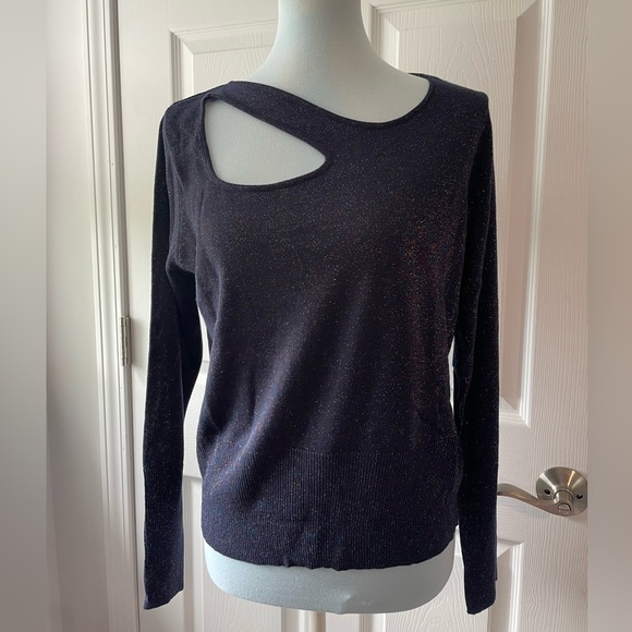 Joseph A Navy Sweater - Picture 6 of 10